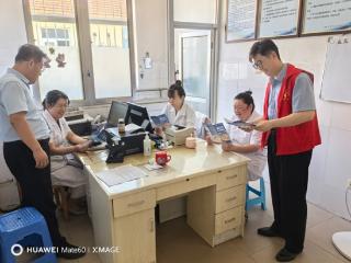 烟台农商银行牟平区水道支行党支部开展社保卡专题宣讲活动