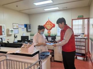 农行东阿县支行开展“医路同行”主题活动