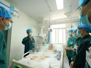 泰安市第一人民医院：急诊重症团队鏖战17天，大面积脑梗昏迷病人从“无望”到新生