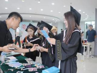 潍坊18项非遗绝活集中亮相北京电影学院，吸引千余人参观体验