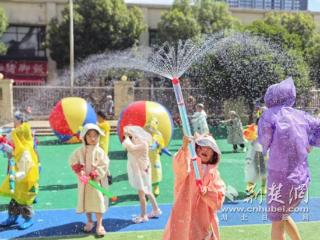 班牌传递见证成长 红升幼儿园毕业仪式落幕