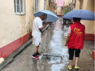 枣庄市市中区龙山路街道：积极应对雨情 全力保障居民安全