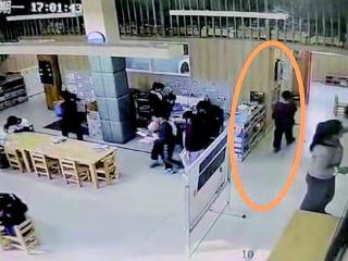 壹点帮办丨幼儿园墙上热水桶坠落，青岛6岁娃被烫伤
