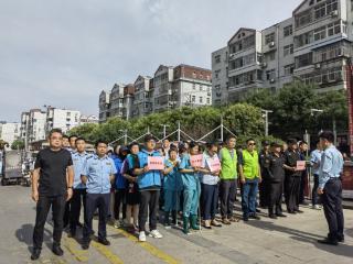 济阳街道财工街社区开展防汛应急演练，筑牢安全防线