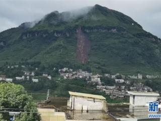 争分夺秒！六盘水市72名群众在山体崩塌前全部安全撤离