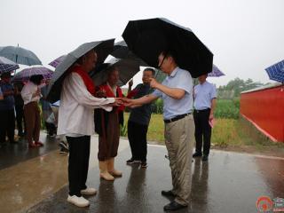 滕州市级索镇北赵村举行“庆七一守初心・志坊书铸乡魂”活动