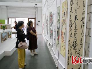 秦皇岛经开区举办庆祝建党104周年书画展