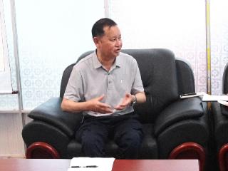 水书先生杨胜昭：打破陈规，让水书“活”在当下 Shuishu Master Yang Shengzhao: Breathing New Life into Shuishu Script