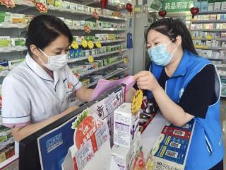 任城区南苑街道孝养城社区开展优化营商环境宣传活动