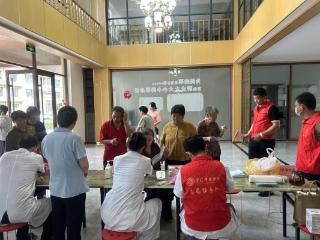 曹县中医医院开展庆“七一”党员义诊进社区活动