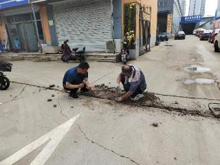 泰山区徐家楼街道前灌社区：鏖战高温保供水 炎炎夏日显担当