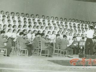 西安建筑科技大学举行纪念中国人民抗日战争胜利80周年文艺演出