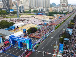 “六马”十年：从“赛道奔跑”迈向“城市清凉”