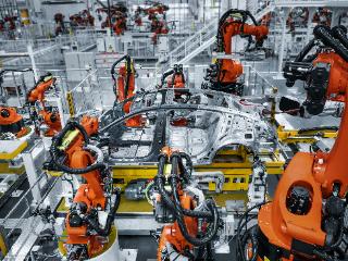 活力中国调研行丨智能工厂驶出百万豪华汽车 打造中国新能源产业新标杆