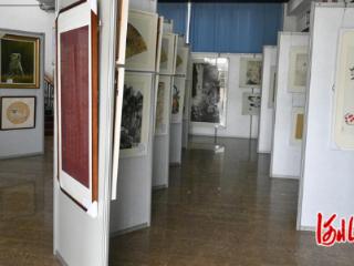 秦皇岛市北戴河新区举办书画艺术展