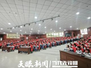 瓮安县开展未成年人安全保护专题讲座