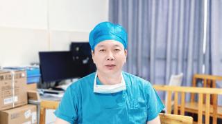 【天眼问医】贵阳一大爷膀胱癌期间又患直肠癌 医生一次性切除两个癌肿瘤(图1)
