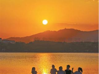 今天我市城区最高气温可达35℃ 明起多午后雷雨