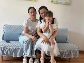 万师访万家 情暖暑期行——余干县第一幼儿园万师访万家活动纪实
