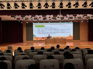 法治照亮成长，青春与法同行——沂河新区开展“法治副校长进校园”活动