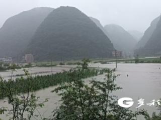 风雨砥初心 行动护民安——紫云自治县猫营镇19个村（居）干群同心全力奋战在防汛救灾一线