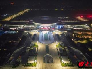 临沂增开3对“歌迷专列” ， 高铁与公交无缝接驳游客