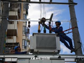 贵阳供电局：灾后重建加速推进 争分夺秒抢修复电