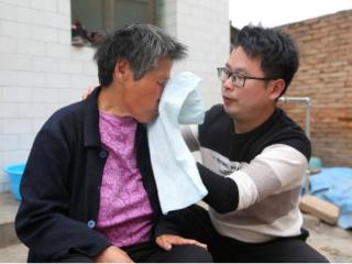 孝心如炬 照亮前路——记山东省道德模范提名奖获得者 侯记川