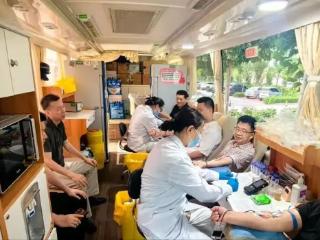 东明县卫生健康系统组织开展2025年第六次无偿献血活动