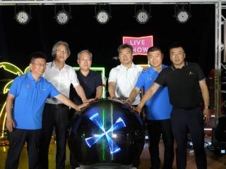 无限畅饮！青岛海上啤酒节启幕，浪花、啤酒花共舞夏夜