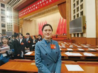 在挺膺担当中绣制青春答卷