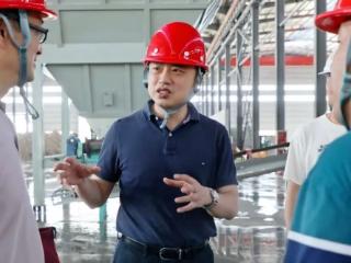 何超现场调度重点项目建设工作