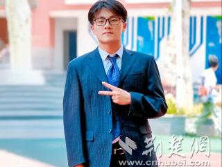 学霸揭秘！“热血修炼法”成就语文高分传奇