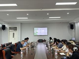 临沂六中启阳校区举办“知行园”种植实践教学研讨会