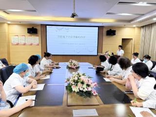 北京复兴医院李云飞教授在济南嘉乐生殖医院开展宫腔镜技术交流