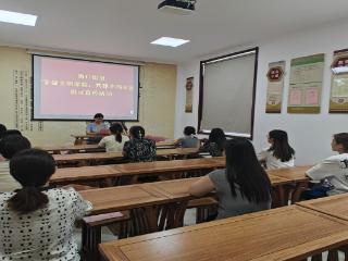 唐口街道开展“争做文明家庭 共建幸福家园”倡议宣传活动