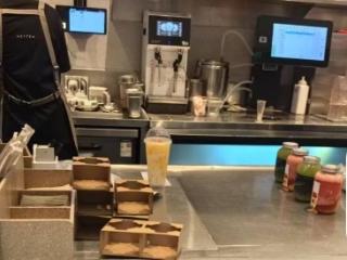 “绿旋风”“中式养生水”站C位，苦瓜羽衣甘蓝成饮品界新宠