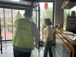 财工街社区开展餐饮垃圾分类宣传活动