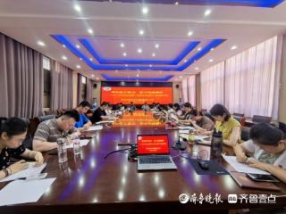 市中区鑫昌路小学召开中层干部述职评议会 聚焦履职担当共谋发展