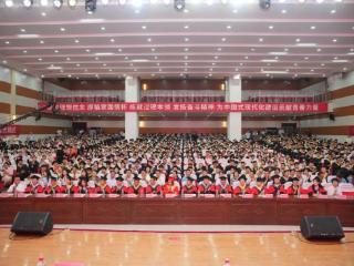 鲜花赠师恩，青春赴山海！山东协和学院2025届毕业典礼举行
