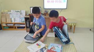 东营市利津县北宋镇中心幼儿园大二班开展“书包‘慧’整理”幼小衔接活动
