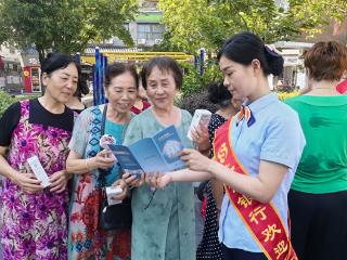 上饶银行铅山支行开展“全民反诈在行动” 集中宣传月活动 筑牢群众财产安全防线