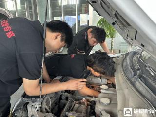 独立调查丨新能源汽车维修困局：除了4S店，凭啥没得选？