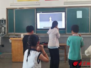 沂水县龙家圈街道：传统文化碰撞AI 济南幼高专“筑梦童行”志愿服务团创新乡村课堂