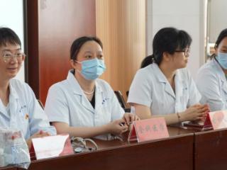“我们在家门口挂上了专家门诊啦！”