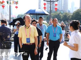 艺海流金·多彩贵州｜香港立法会议员马逢国：坐高铁到贵州，更真切感受山川秀美的好生态