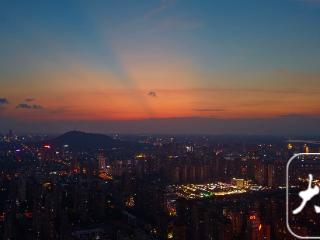 合肥夏日傍晚出现美丽晚霞（组图）