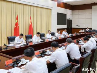 徐麟主持召开专题会议 研究乡村医生队伍建设工作