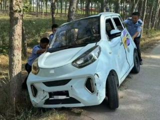 淄博市高青县公安局：高温“遇”警 被困车辆成功脱险