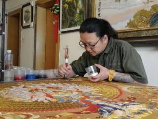 五届全勤襄盛举 陇派珐琅绘敦煌